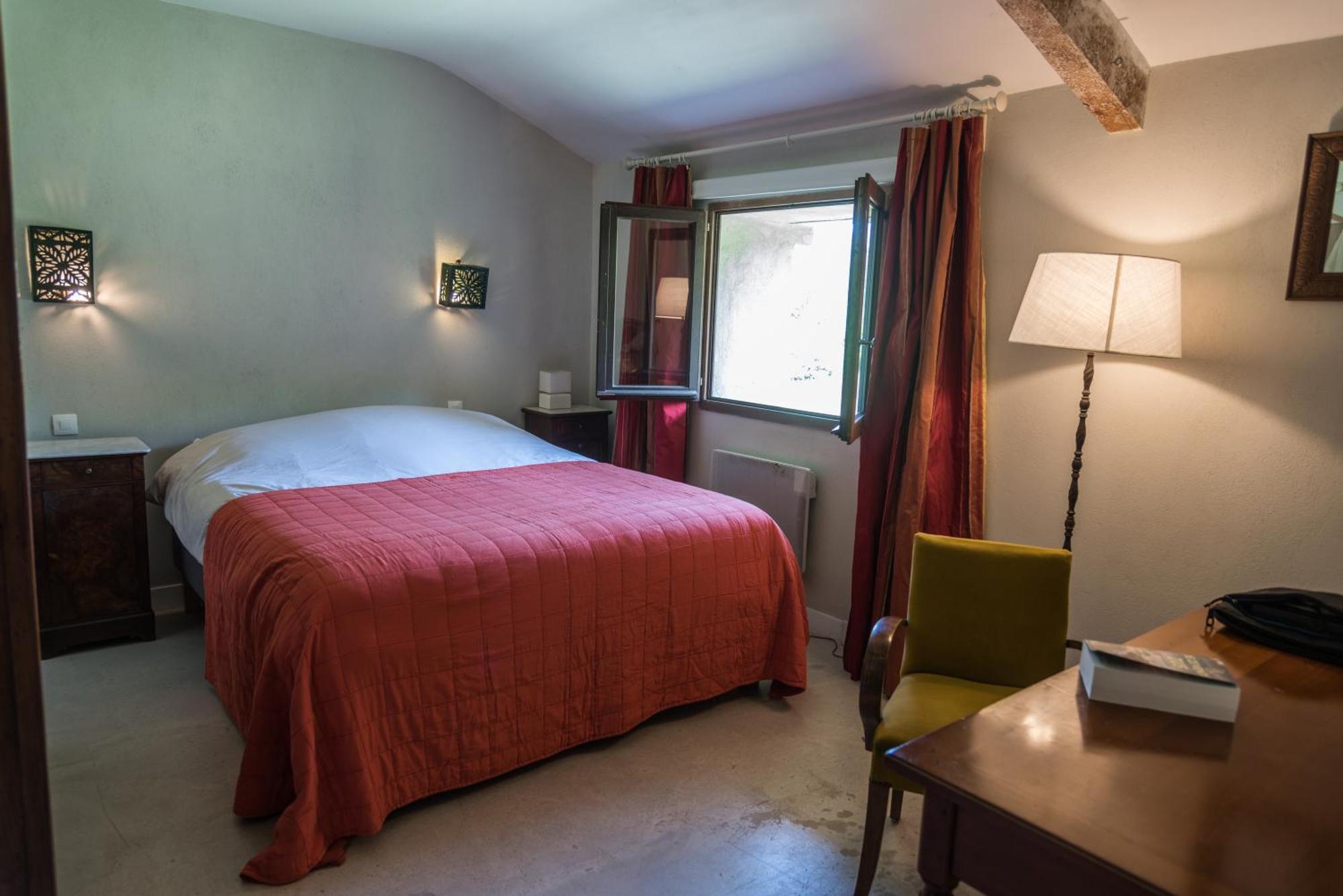 Villa Mas dans la campagne pour loisirs et télétravail Sarrians Exterior foto